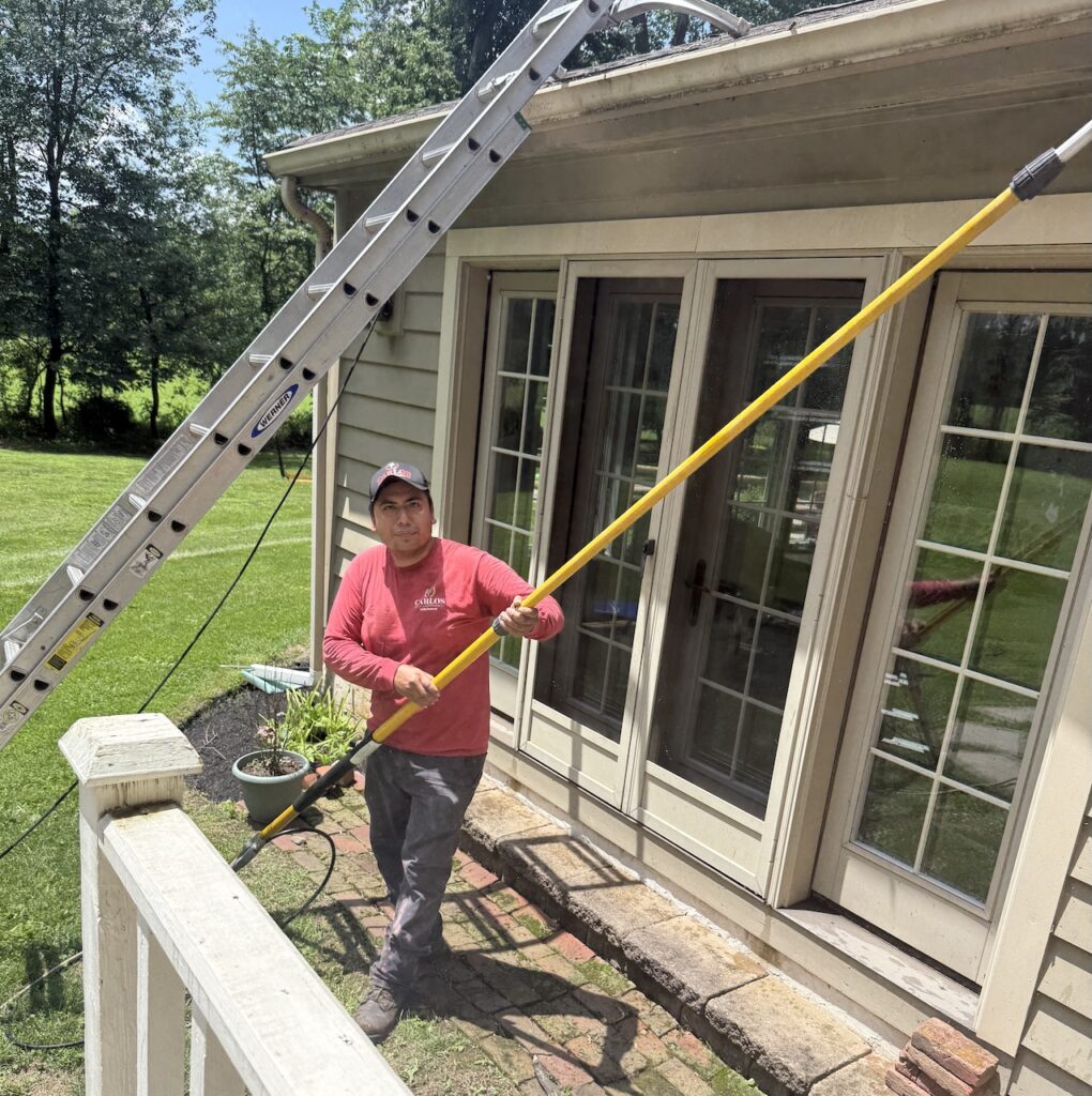 Carlos One Lawn - Power WashingJPG